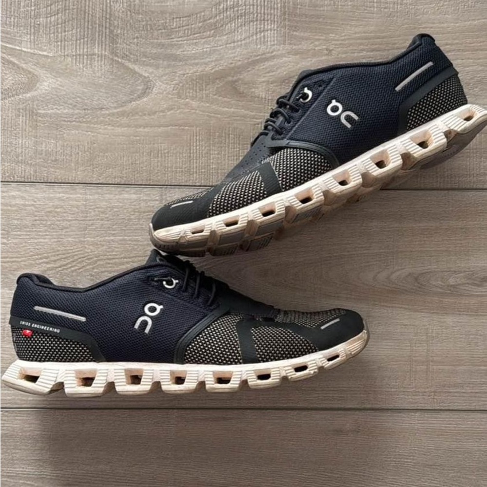On running women shoes